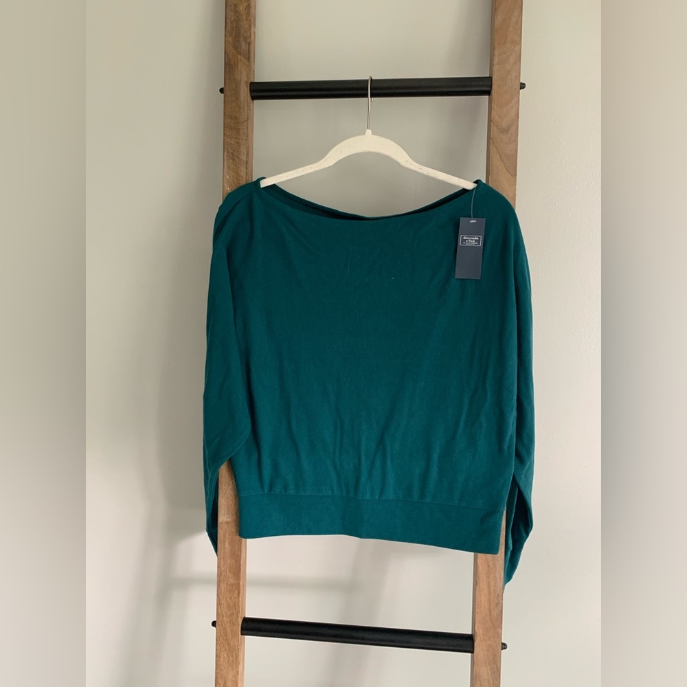 NWT Abercrombie & Fitch Teal Top - Picture 1 of 5